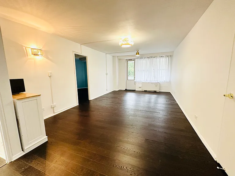 1600 Hagys Ford Rd #3P — Photo 9