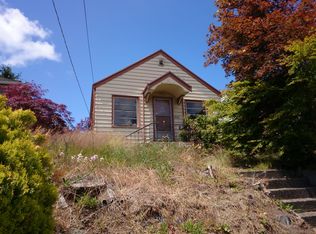 8061 24th Ave NW, Seattle, WA 98117