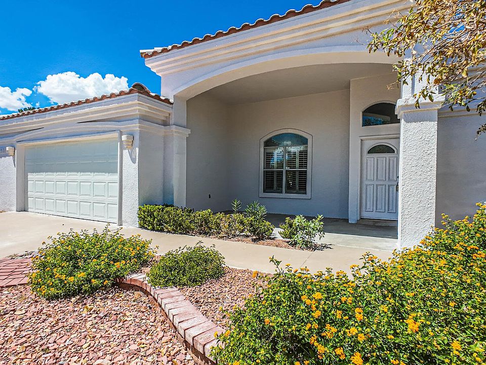 1st image of 1329 Desert Canyon Dr