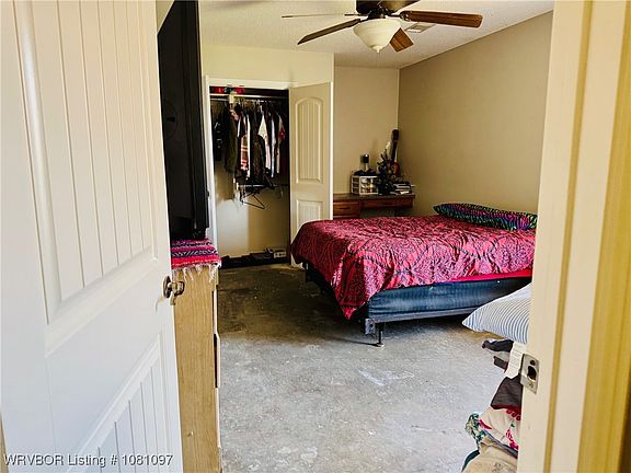 5th image of 413 Northridge Dr