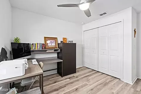 4 bed, 1452 sqft, $2,400 — Photo 4