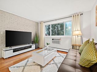 77 Holbrook Rd APT 3, Quincy, MA 02171