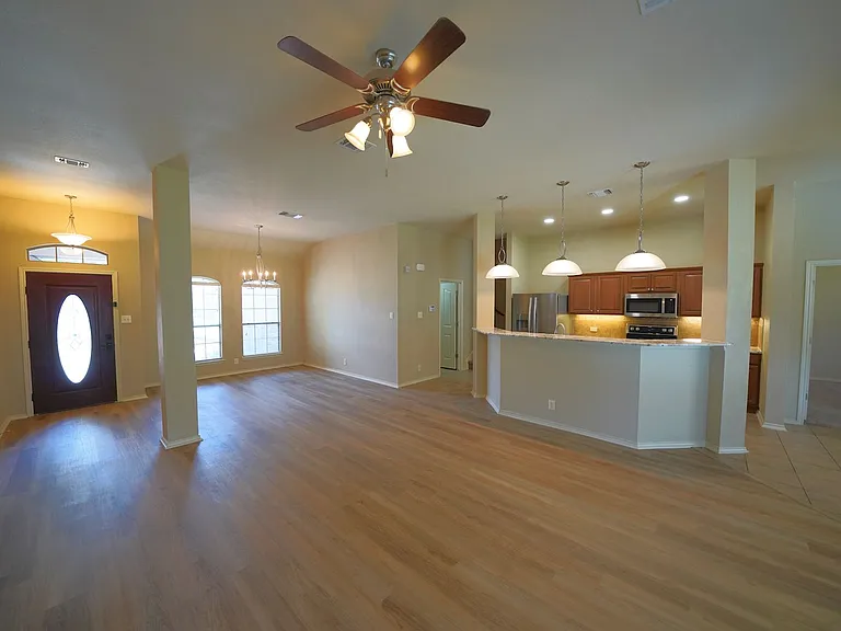 15805 Fair Ln — Photo 16