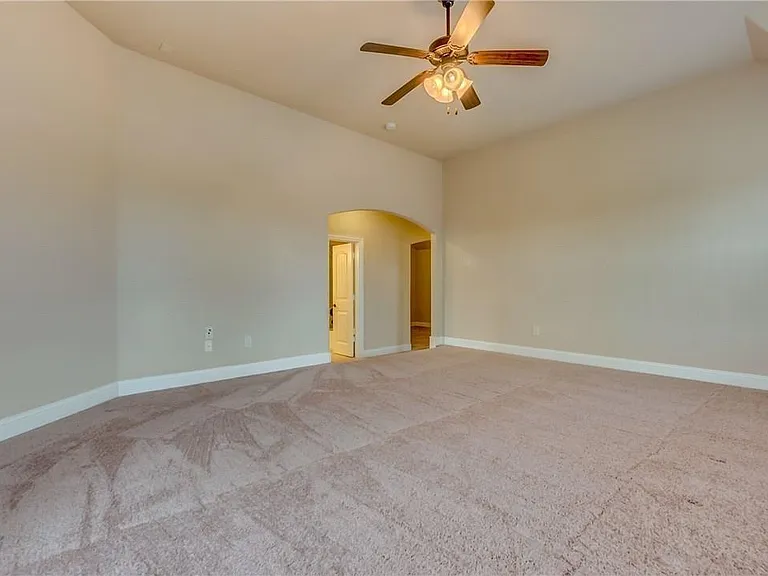 1428 Lauren Creek Ln — Photo 22