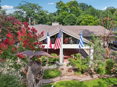 1652 Sylvan Ave, Dallas, TX, 75208