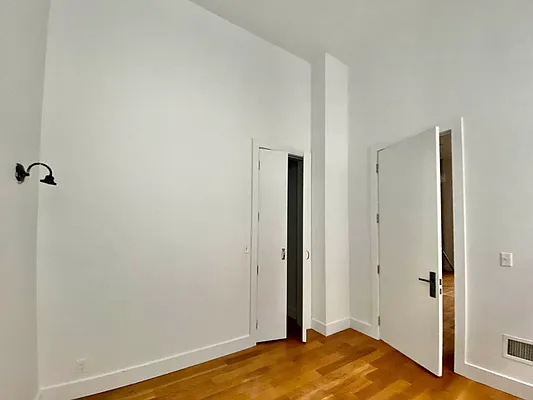 Rented by MADEHOME | media 29
