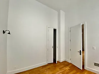 Rented by MADEHOME