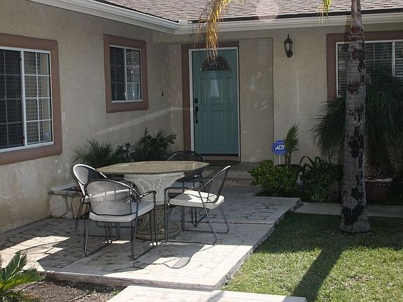 2nd image of 128 Underhill Dr