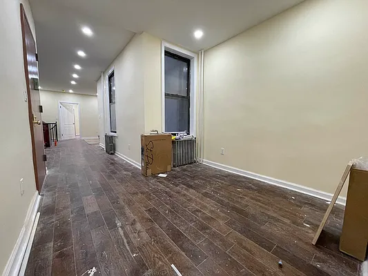 Rented by Coda Real Estate NYC | media 27