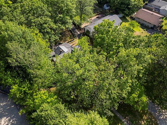 3rd image of 2146 W Cape Rock Dr