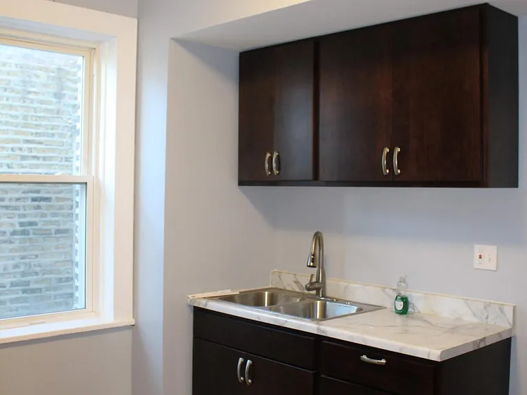 4912 N Drake Ave #2 — Photo 4
