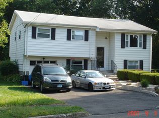 49 Marlin Dr, Norwalk, CT 06854