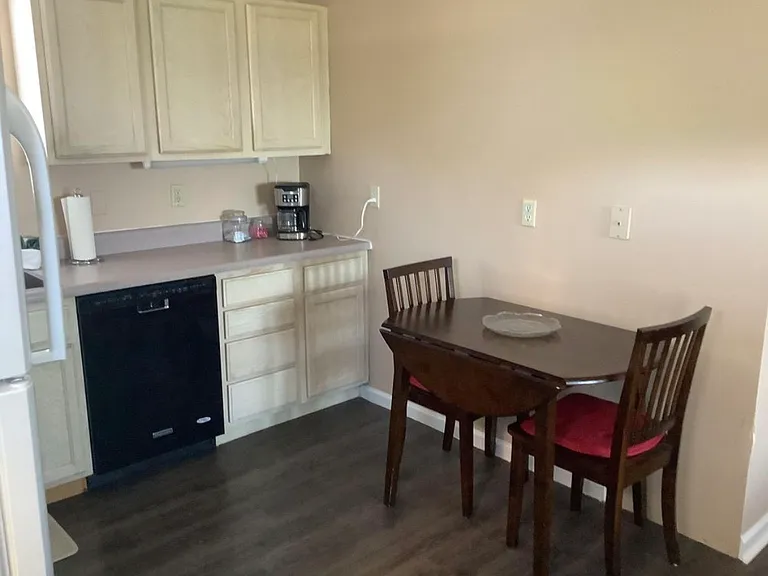 2708 Roberts Rd #2 — Photo 7