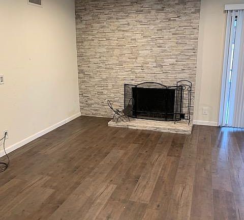 2nd image of 1141 Ahern Dr