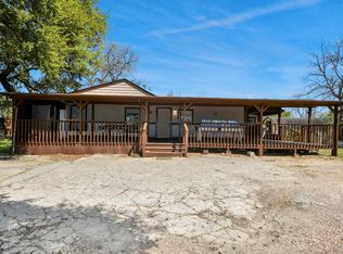 602 Massey Tompkins Rd, Baytown, TX 77521