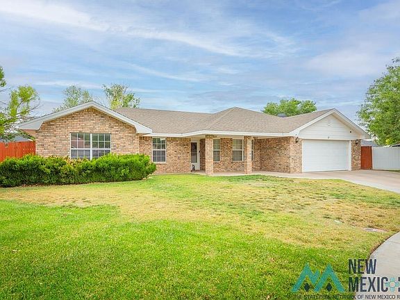 2nd image of 11 Isla Ct