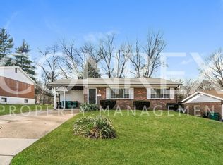 10123 Chambers Hill Dr, Saint Louis, MO 63136