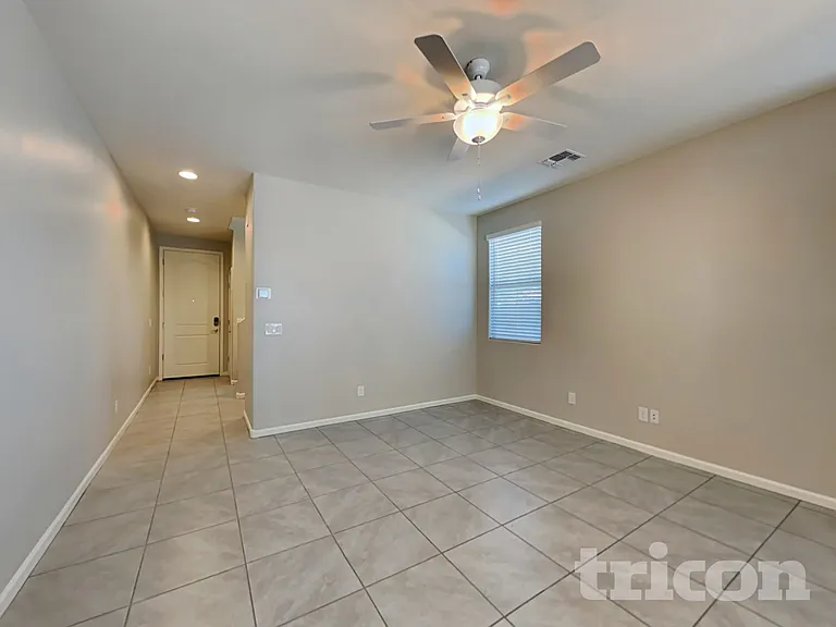 8616 E Posada Ave — Photo 2