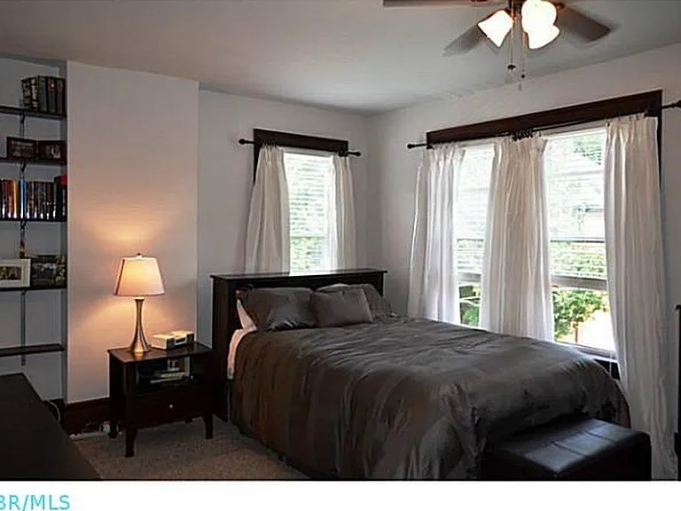 147 W 6th Ave — Photo 17