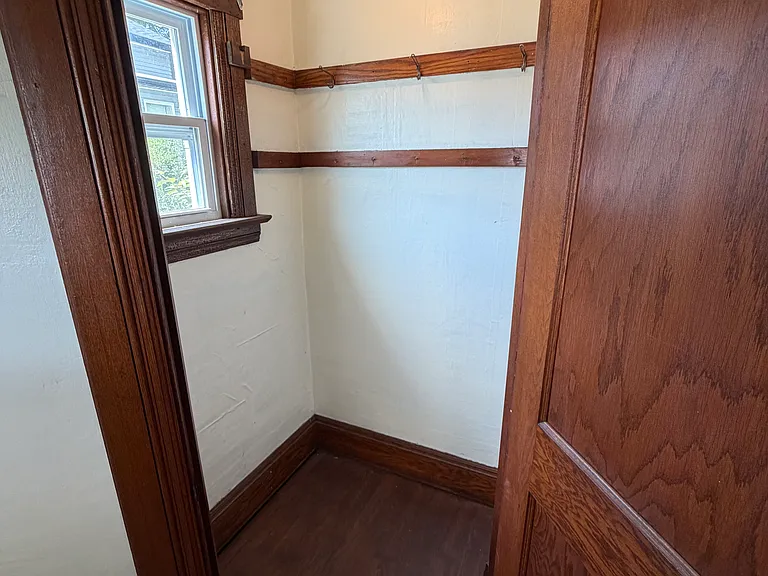 2500 S Saginaw St #1 — Photo 5