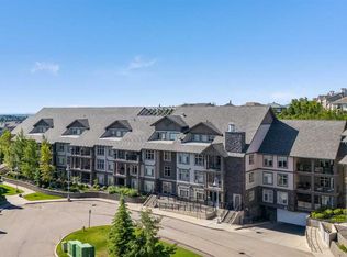 25 E Aspenmont Hts SW #103, Calgary, AB T3H 0E4