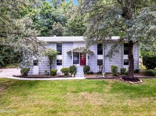 126 Greystone Dr, Oak Ridge, TN 37830