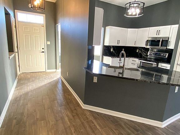 5th image of 9046 Fulton Ln
