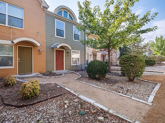 3rd image of 1101 Grove Blvd APT 304