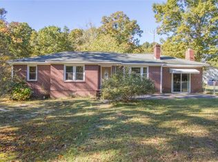 820 Luke Bouknight Rd, Starr, SC 29684