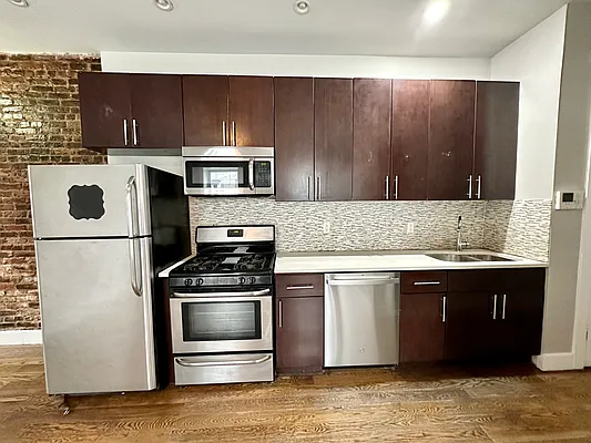 Rented by Bedford And Dean LLC | media 9