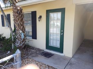 2250 Michele Dr #1/2, Sarasota, FL 34231