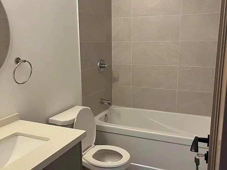 3421 Sheppard Ave E #701 — Photo 16