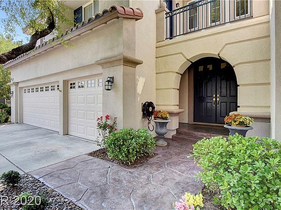 4th image of 2895 Carmelo Dr