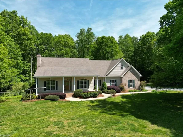 2949 Bethel Church Rd, Climax, NC 27233
