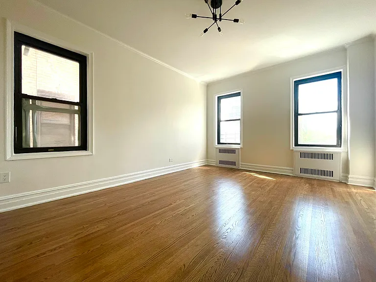 1901 Avenue N #4B — Photo 8