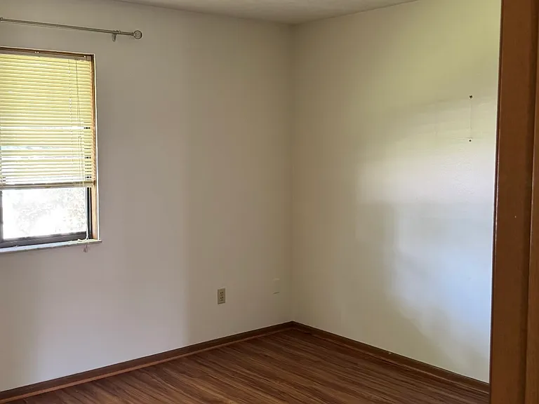 1387 Orchard Park Dr — Photo 10