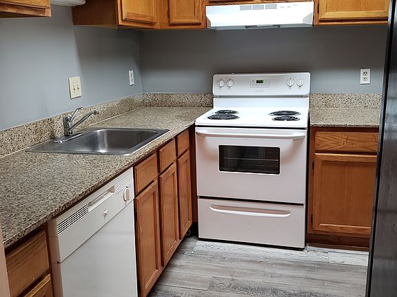 4th image of 4151 S Semoran Blvd APT 8
