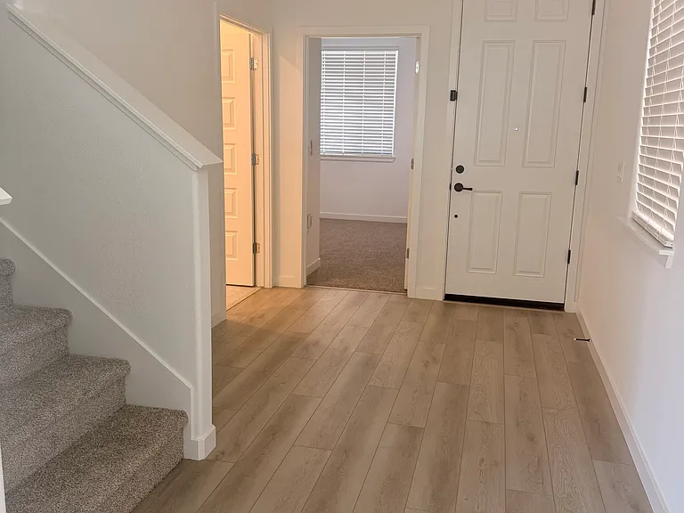 12628 Hereford Ave — Photo 9