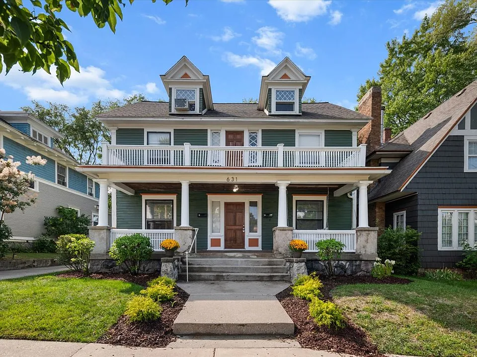 631 Paris Ave SE