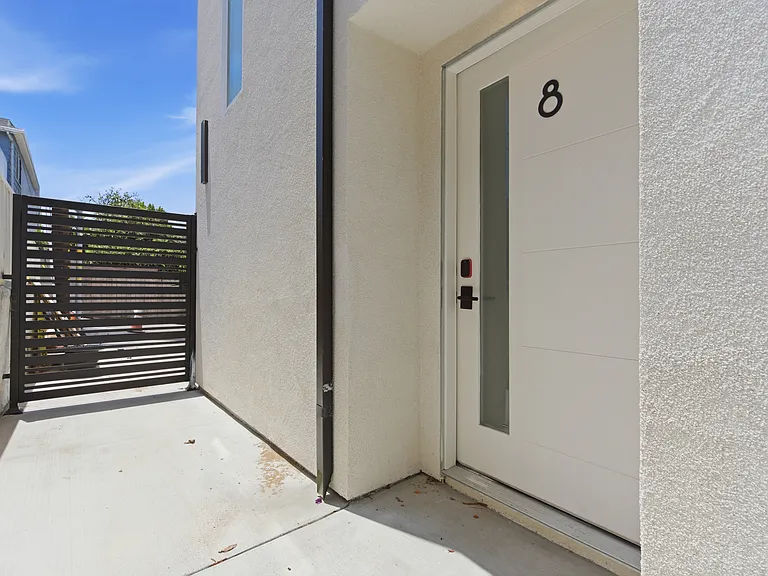 1818 19th St #8 — Photo 17