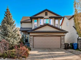 8 W Everstone Rise SW, Calgary, AB T2Y 4M3