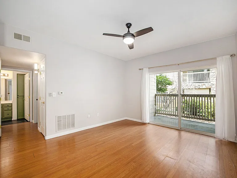 9961 E Idaho Cir #104 — Photo 8