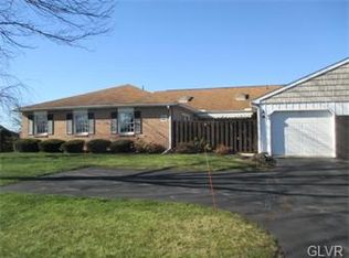 5684 Whitemarsh Dr, Macungie, PA 18062