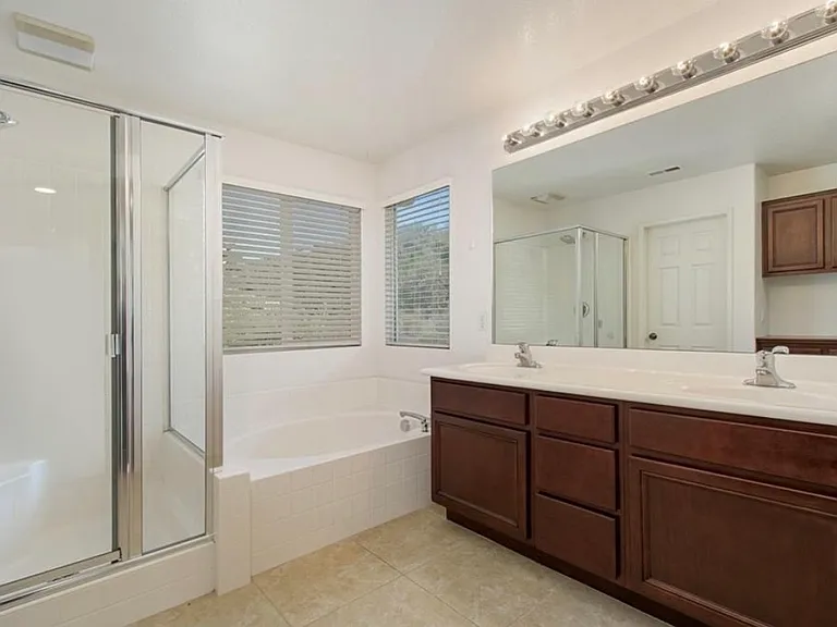 276 Canyon Creek Way — Photo 10