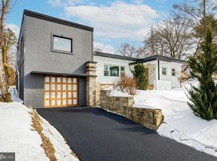 51 N Main St, Jacobus, PA 17407