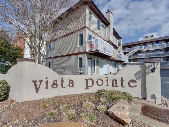 2228 Vista Cir