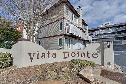 2228 Vista Cir Photo 1