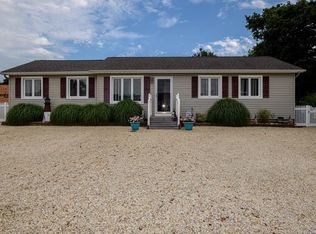 8 Earl Ln, Manahawkin, NJ 08050