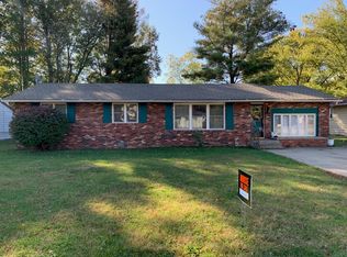 135 E Larry Ln, Scottsburg, IN