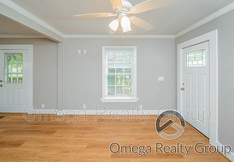 2104 Yancey Ave — Photo 12